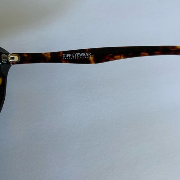 Diff Eyewear Tortoise Shell Cat Eye Mirrored Rose Style Sunglasses - Picture 8 of 9